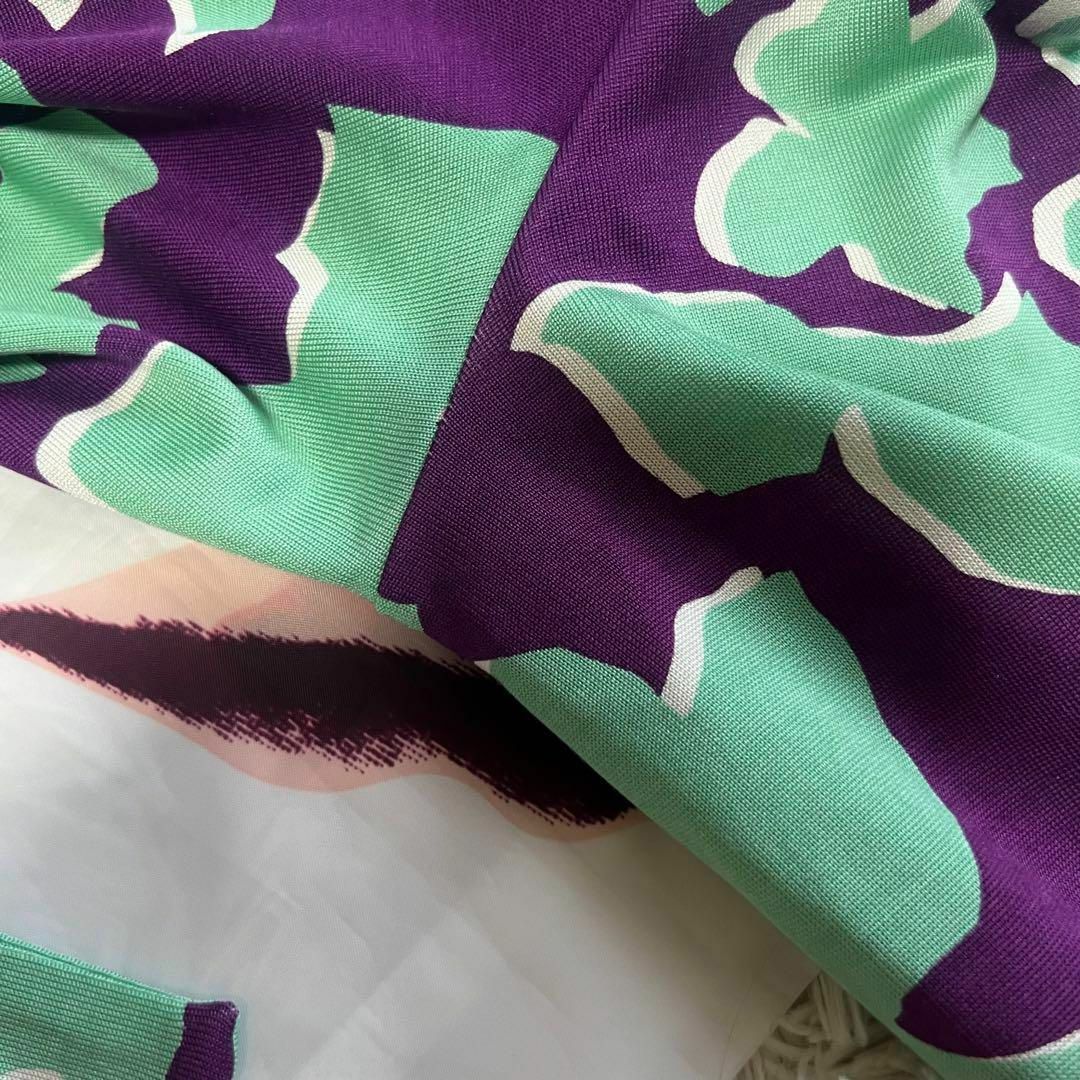 美品】DIANEvonFURSTENBERG 総柄ワンピース 膝丈 グリーン 美品】DIANEvonFURSTENBERG 総柄ワンピース 膝丈 グリーン