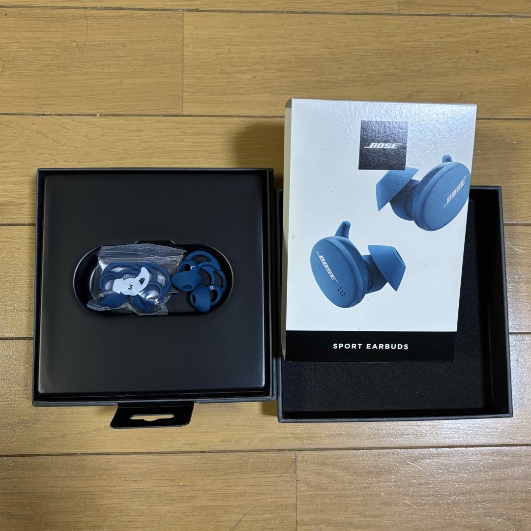 BOSE - イヤーパッドと外箱のみ イヤホン Bose Sport Earbuds BOSE - イヤーパッドと外箱のみ イヤホン Bose Sport Earbuds
