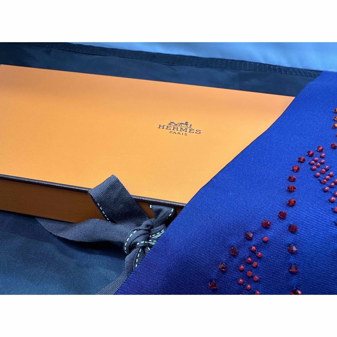 HERMES - HERMES純正ビーズ スカーフ マキシツイリー スカーフ HERMES - HERMES純正ビーズ スカーフ マキシツイリー スカーフ