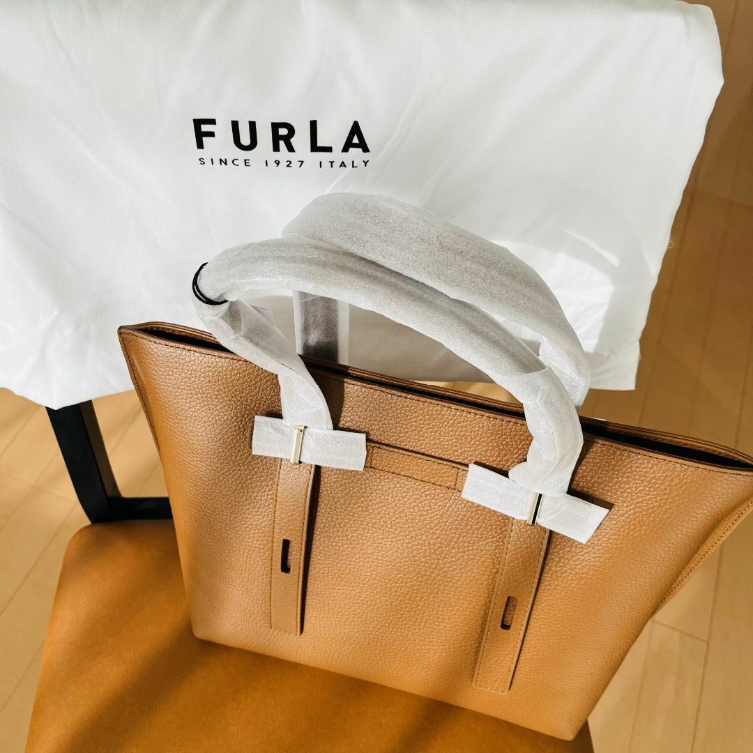 FURLA トートバッグ FURLA トートバッグ