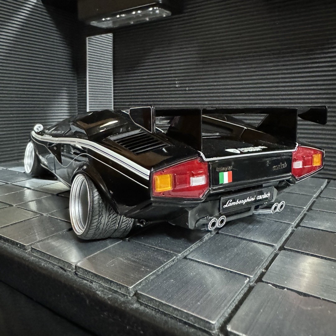 京商 - 京商 1/18 ランボルギーニ カウンタック LP500R 京商 - 京商 1/18 ランボルギーニ カウンタック LP500R