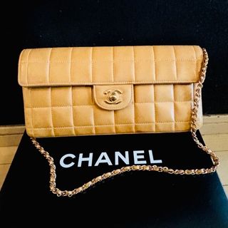 CHANEL(ベージュ系)のフリマアイテム一覧 CHANEL(ベージュ系)のフリマアイテム一覧