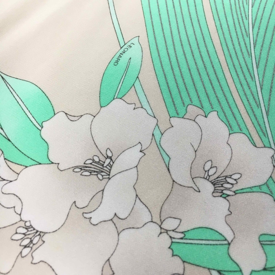 近年美品 LEONARD レオナール カンカン チュニック ブラウス 近年美品 LEONARD レオナール カンカン チュニック ブラウス