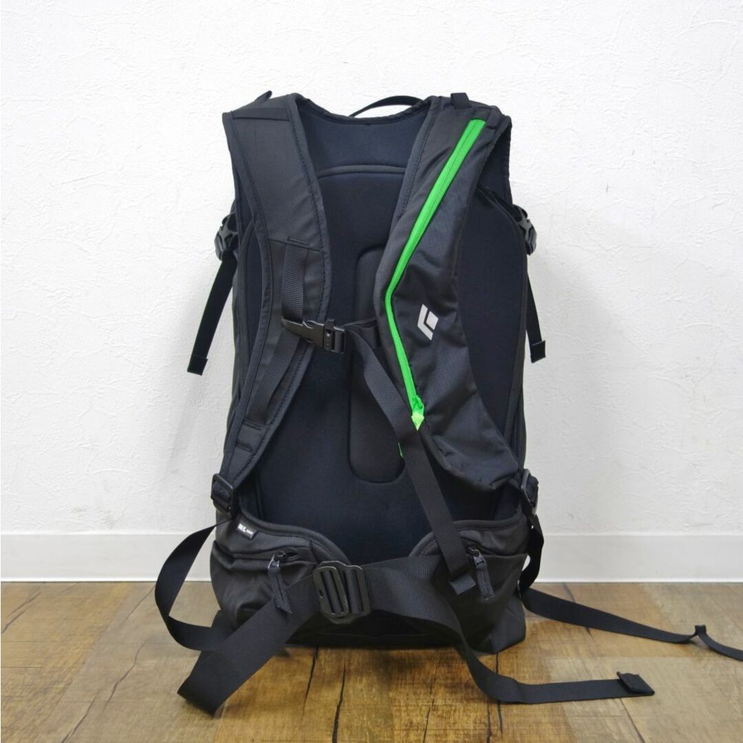 極美品 ブラックダイヤモンド Black Diamond DAWN PATROL 32 極美品 ブラックダイヤモンド Black Diamond DAWN PATROL 32