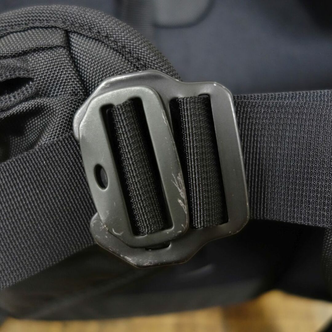 極美品 ブラックダイヤモンド Black Diamond DAWN PATROL 32 極美品 ブラックダイヤモンド Black Diamond DAWN PATROL 32