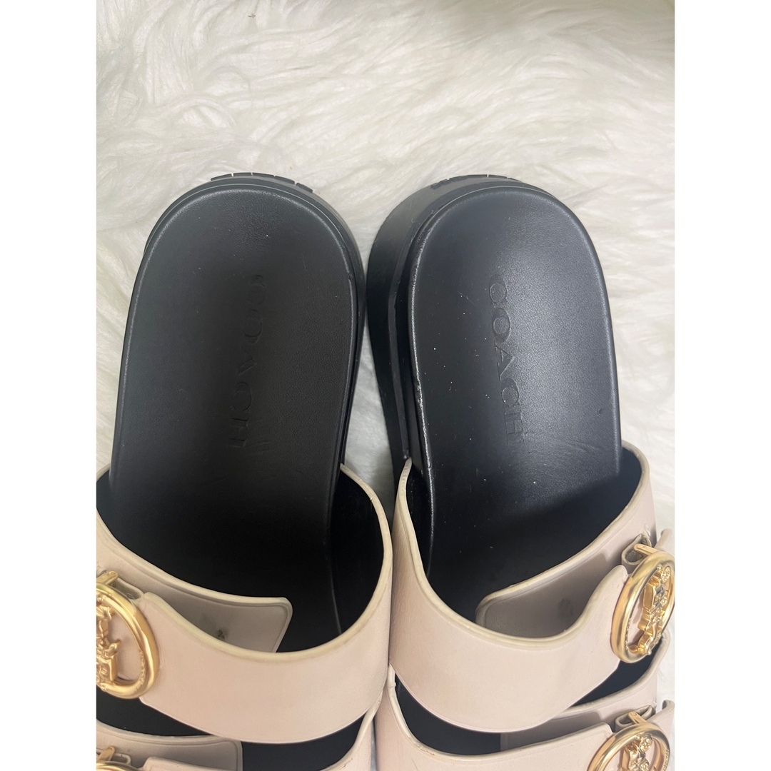 COACH - COACH コーチ スライドサンダル 馬車 ゴールド 金具 COACH - COACH コーチ スライドサンダル 馬車 ゴールド 金具