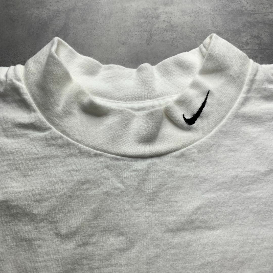 NIKE - 【NIKE】ナイキ ホワイトモックネック 刺繍ロンT Mサイズ NIKE - 【NIKE】ナイキ ホワイトモックネック 刺繍ロンT Mサイズ