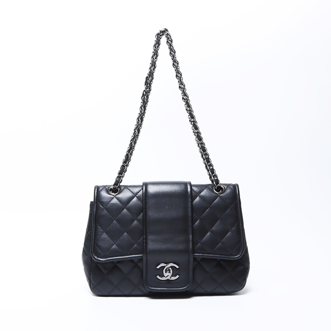 CHANEL - シャネル CHANEL 21番台 ラムスキン マトラッセ CHANEL - シャネル CHANEL 21番台 ラムスキン マトラッセ
