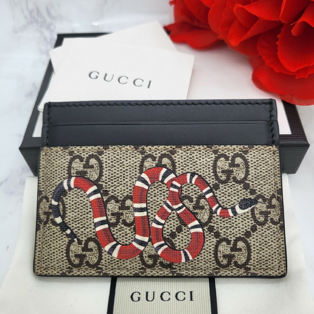 未使用に近い】 GUCCI グッチ 定期入れ カードケース スネーク 未使用に近い】 GUCCI グッチ 定期入れ カードケース スネーク
