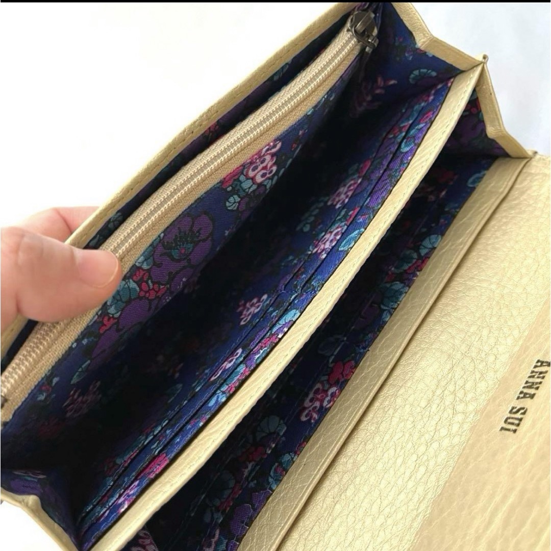 新品同様】ANNA SUI アナスイ セルパン 口金長財布 ゴールド がま口 新品同様】ANNA SUI アナスイ セルパン 口金長財布 ゴールド がま口