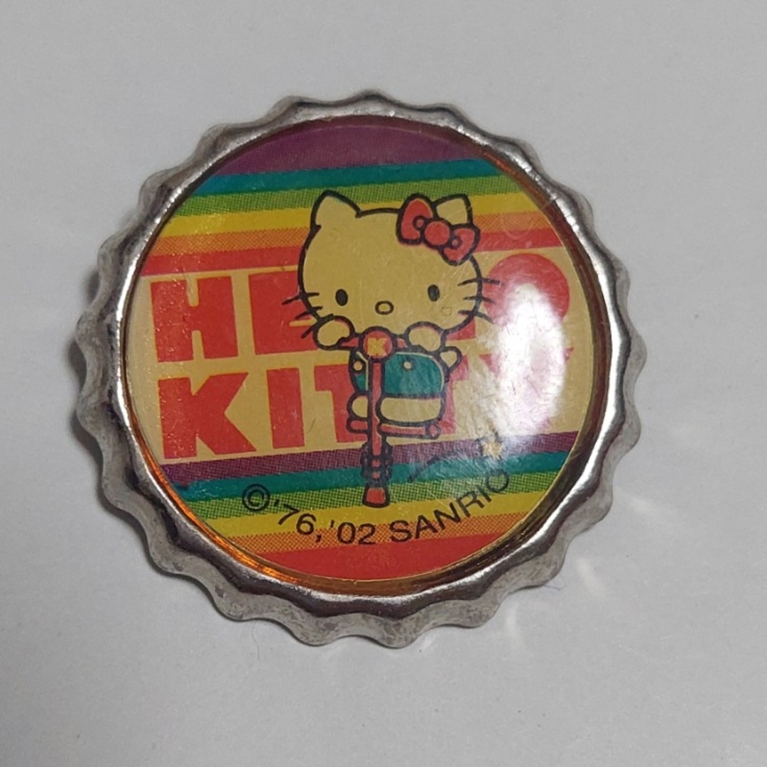 ハローキティ　ファミリー　レトロピンバッジ ハローキティピンズ ハローキティ ファミリー レトロピンバッジ