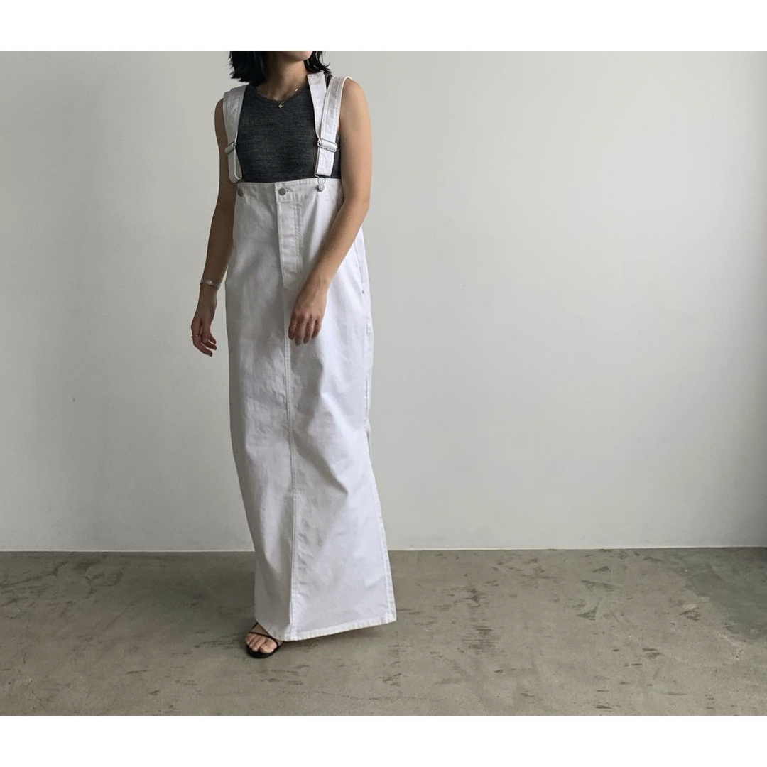 etre tokyo×EDWINコラボ デニムハイライズサススカート M 白 etre tokyo×EDWINコラボ デニムハイライズサススカート M 白
