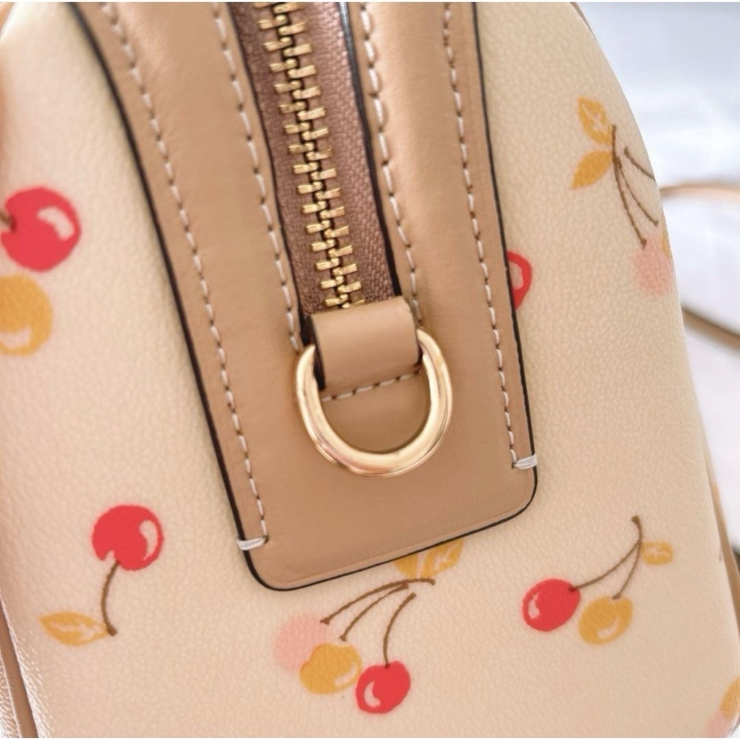 COACH - コーチ ショルダーバッグ さくらんぼ バッグ 鞄 coach COACH - コーチ ショルダーバッグ さくらんぼ バッグ 鞄 coach