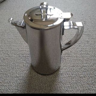 ウォーターピッチャー  1.8L 水差し ステンレス 新品未使用(調理道具/製菓道具)