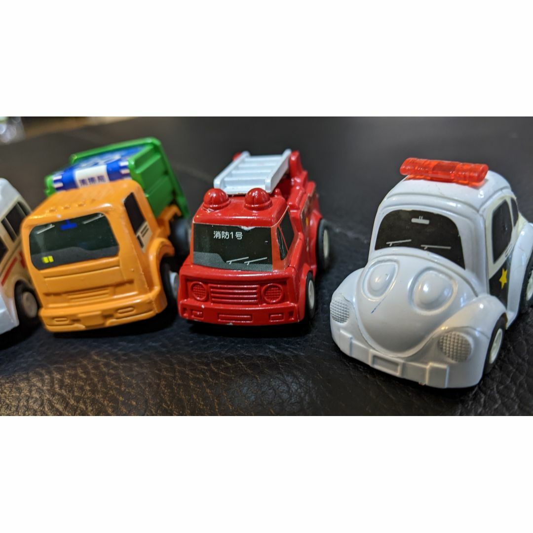 プルバックカー6個セットの通販 by かりん｜ラクマ