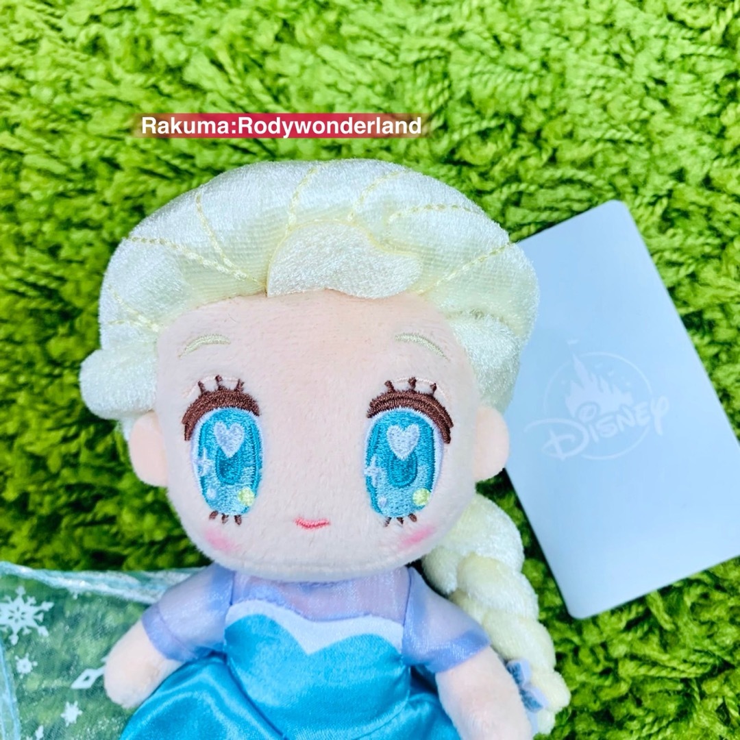 Disney - アナと雪の女王 エルサ TINY ぬいぐるみ キーチェーン Disney - アナと雪の女王 エルサ TINY ぬいぐるみ キーチェーン