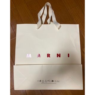 MARNI(ショップ袋)のフリマアイテム一覧 MARNI(ショップ袋)のフリマアイテム一覧