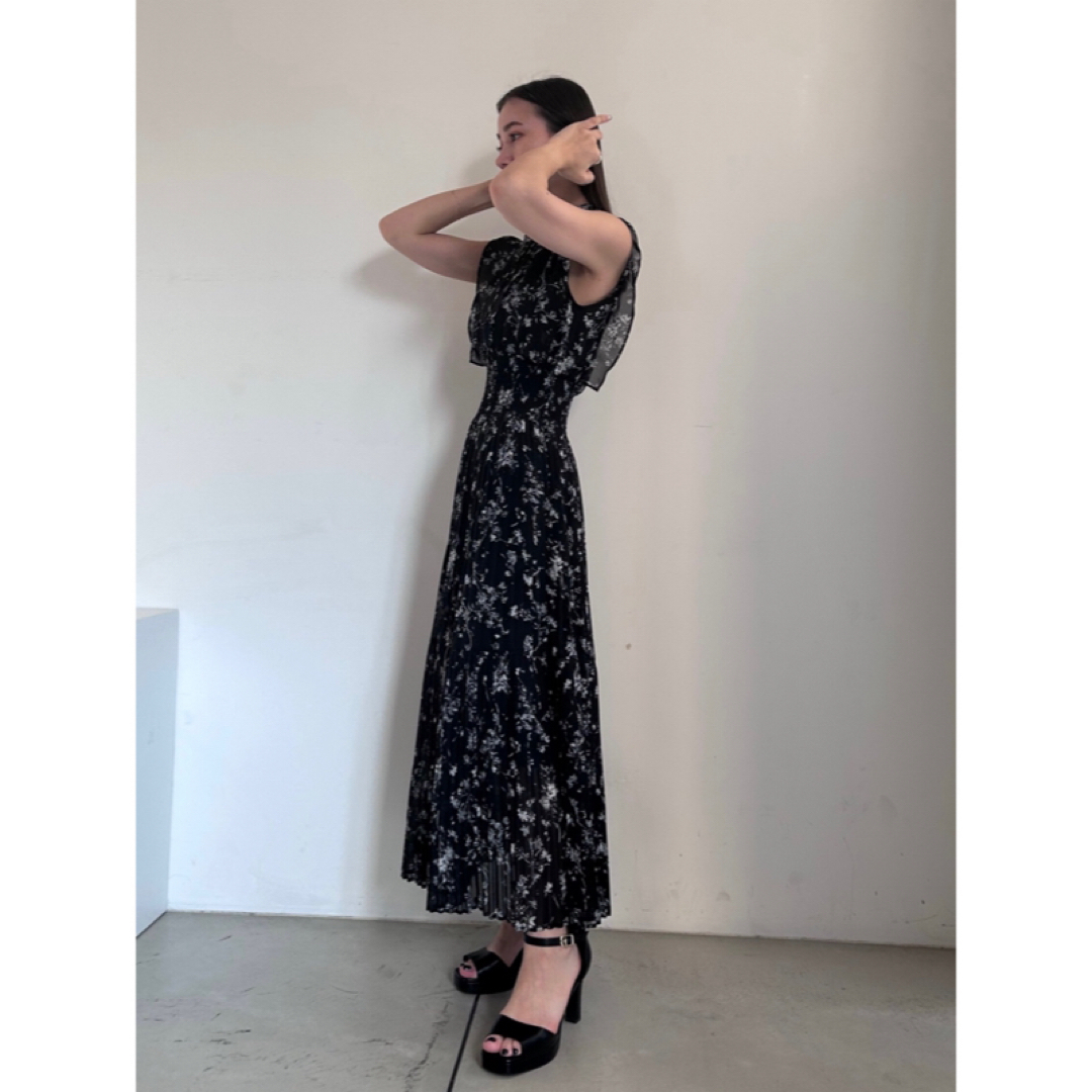 SNIDEL - 【正規品】snidel Sustainableフリルプリント SNIDEL - 【正規品】snidel Sustainableフリルプリント