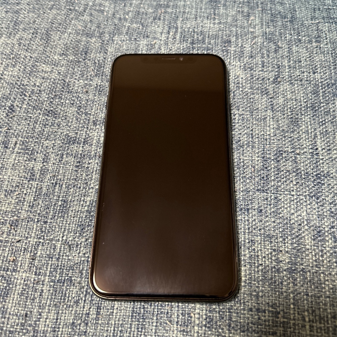 美品》iPhone xs スペースグレー 64GB バッテリー交換済み 美品》iPhone xs スペースグレー 64GB バッテリー交換済み