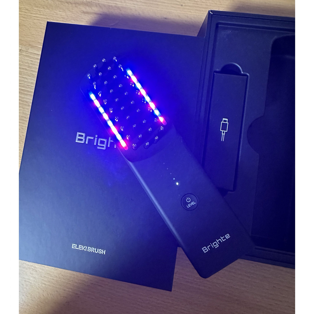 Brighte ブライトエレキブラシ リフティング美顔器 Brighte ブライトエレキブラシ リフティング美顔器