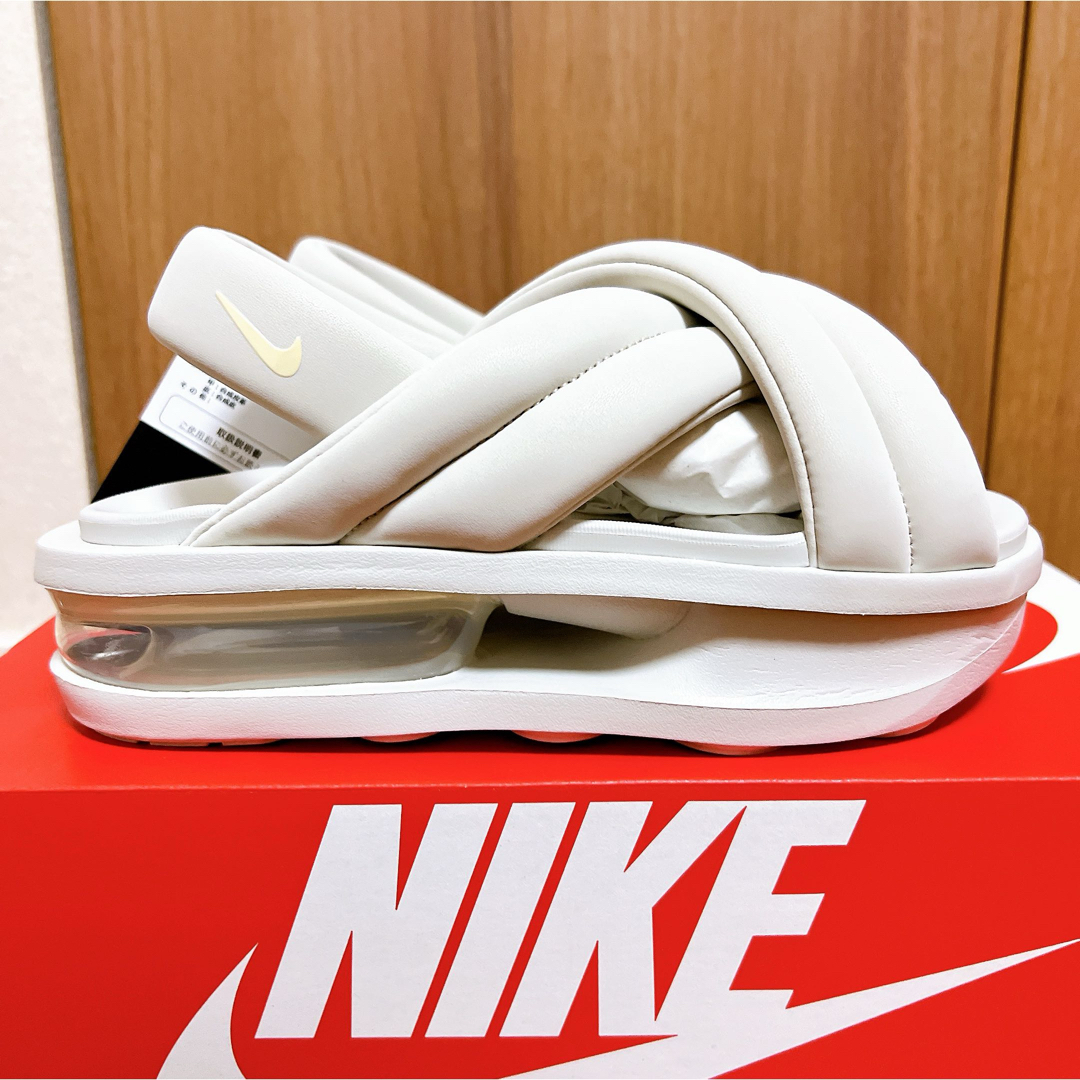 NIKE - NIKE AIR MAX ISLA エアマックスアイラ 23cmの通販 by NIKE - NIKE AIR MAX ISLA エアマックスアイラ 23cmの通販 by