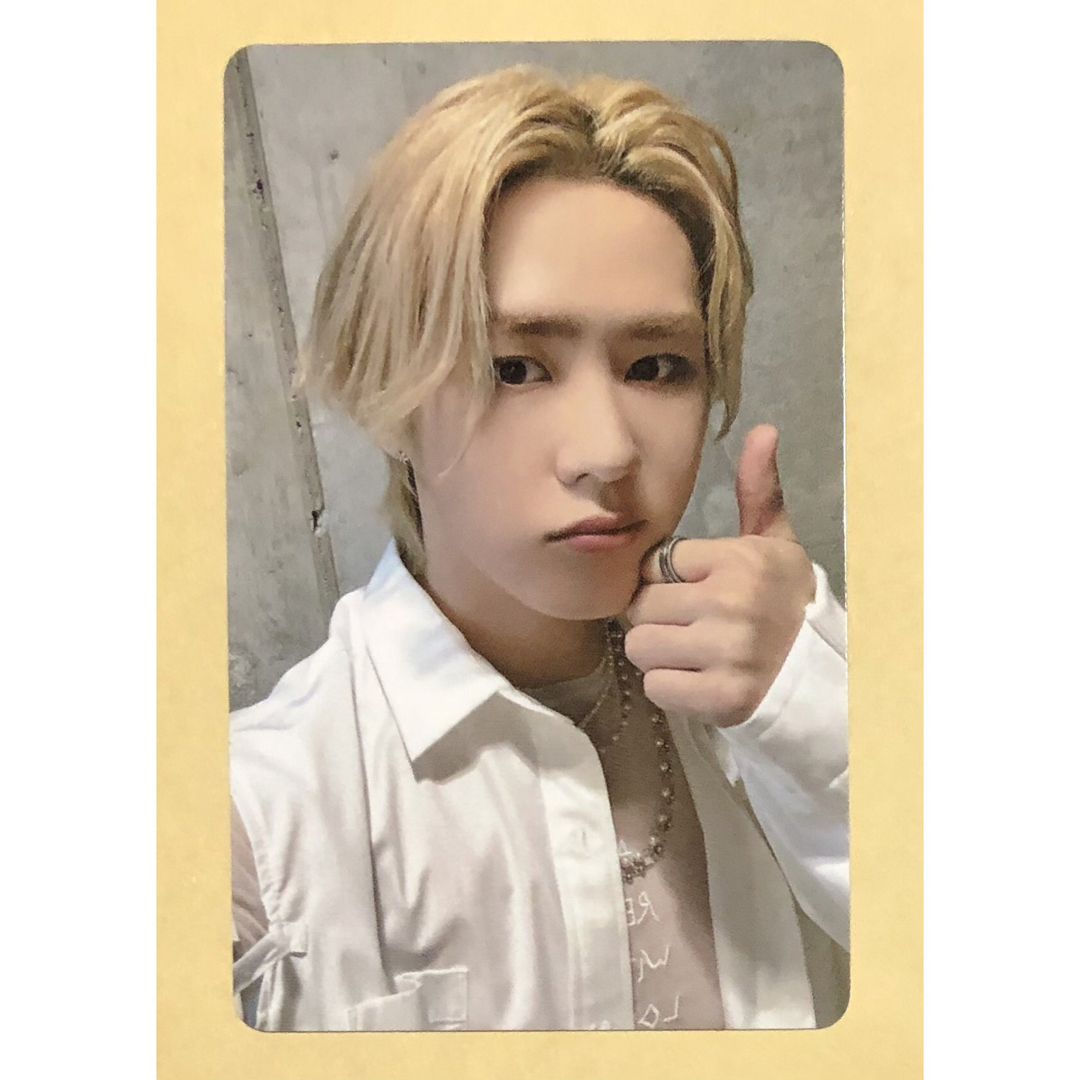 NCT WayV クン KUN ツアー グッズ 購入特典 オンライン トレカの NCT WayV クン KUN ツアー グッズ 購入特典 オンライン トレカの