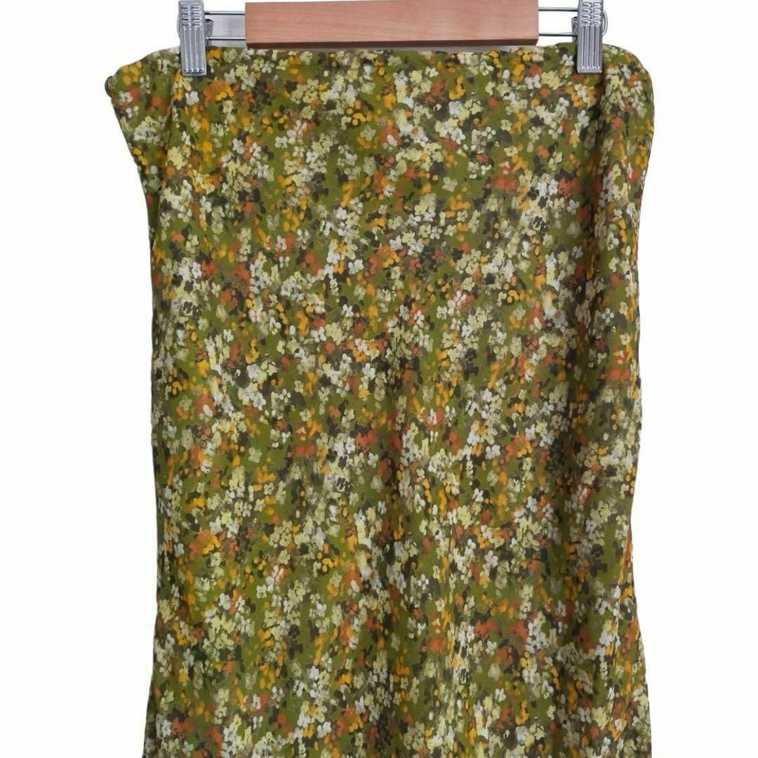 FOREVER 21(フォーエバートゥエンティーワン)のForever21 スカート フレア 総柄 小花柄 緑系 C333 レディースのスカート(ひざ丈スカート)の商品写真