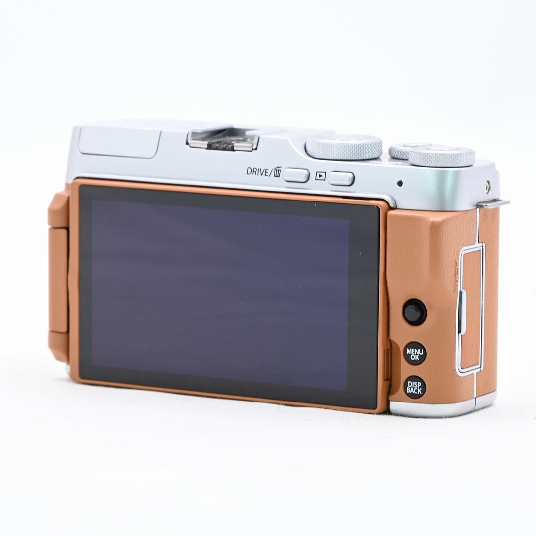 FUJIFILM X-A7 レンズキット キャメル X-A7LK-CA FUJIFILM X-A7 レンズキット キャメル X-A7LK-CA