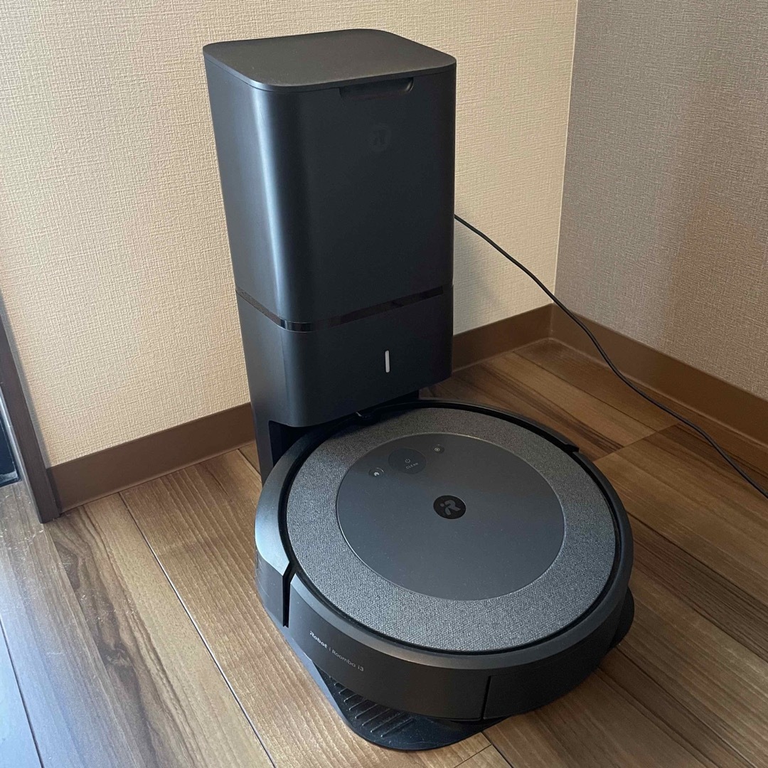 ルンバ i3+ クリーンベース(自動ゴミ収集機)付き Roomba iRobot ルンバ i3+ クリーンベース(自動ゴミ収集機)付き Roomba iRobot
