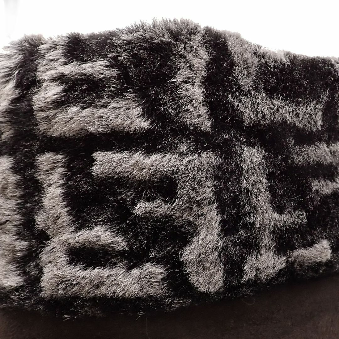 FENDI - 未使用品 フェンディ ロングブーツ スエード ムートン FENDI - 未使用品 フェンディ ロングブーツ スエード ムートン