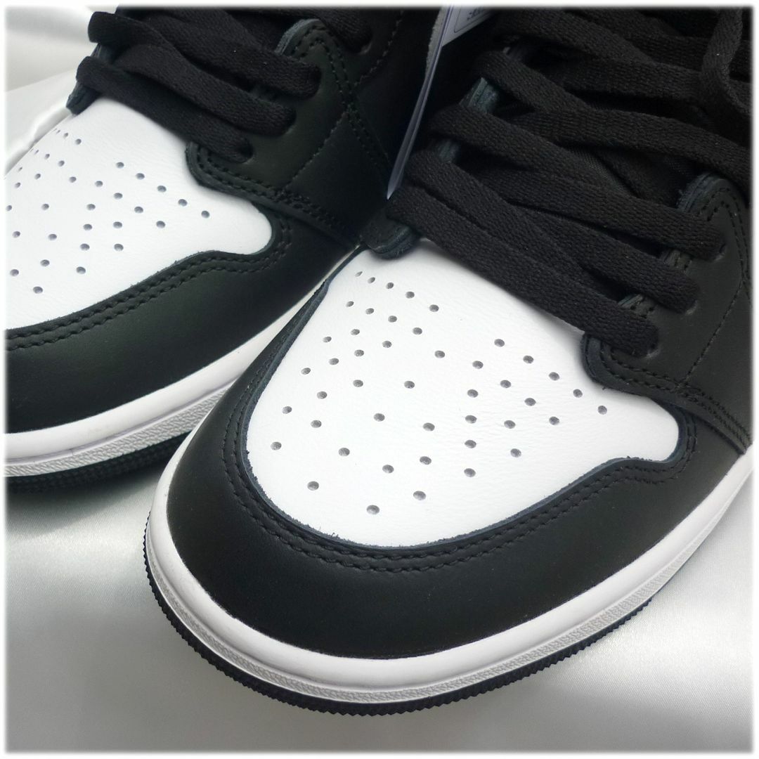 NIKE - 新品27cm☆ナイキ エアジョーダン 1 レトロ ハイ白黒 NIKE - 新品27cm☆ナイキ エアジョーダン 1 レトロ ハイ白黒