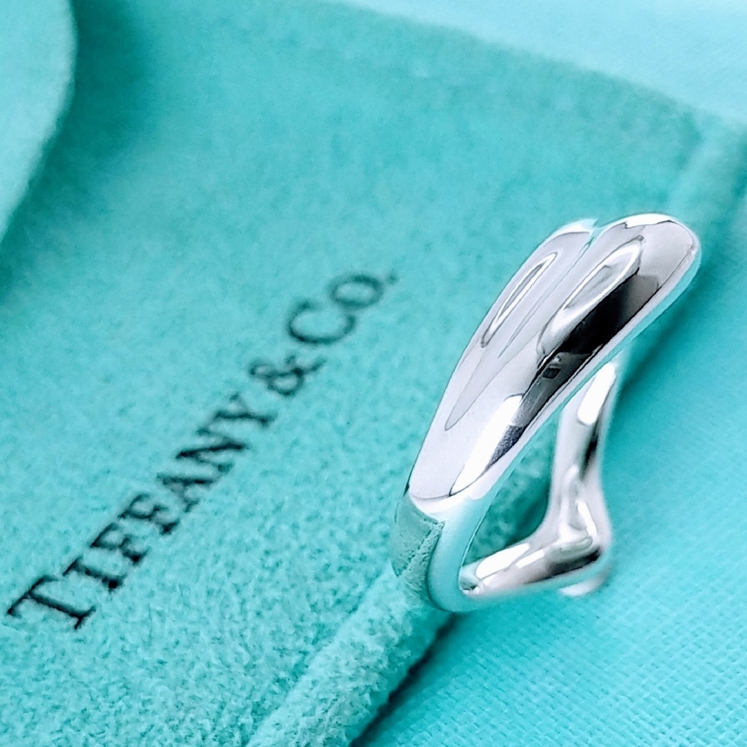 Tiffany & Co. - 【ティファニー】カーブド ハート ウェーブ Tiffany & Co. - 【ティファニー】カーブド ハート ウェーブ