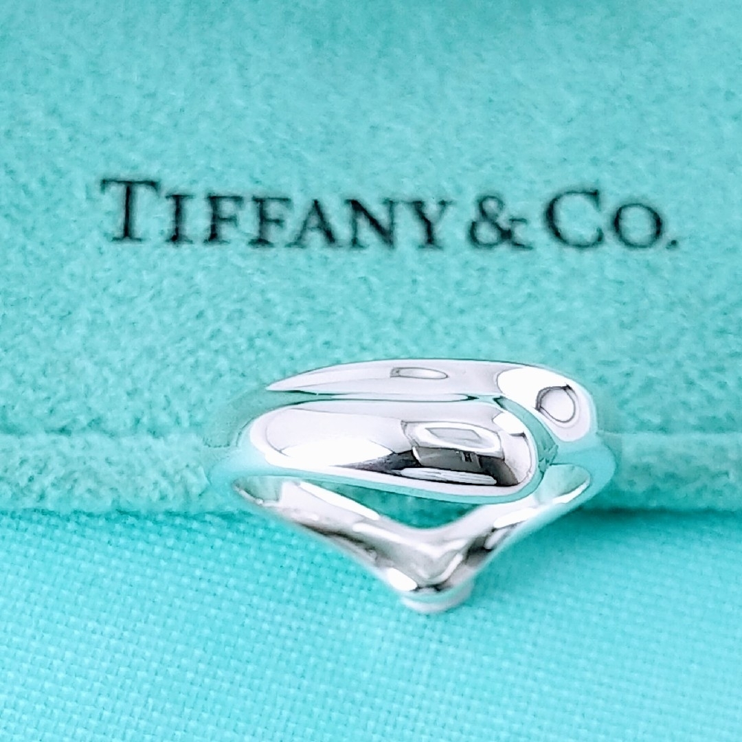 Tiffany & Co. - 【ティファニー】カーブド ハート ウェーブ Tiffany & Co. - 【ティファニー】カーブド ハート ウェーブ
