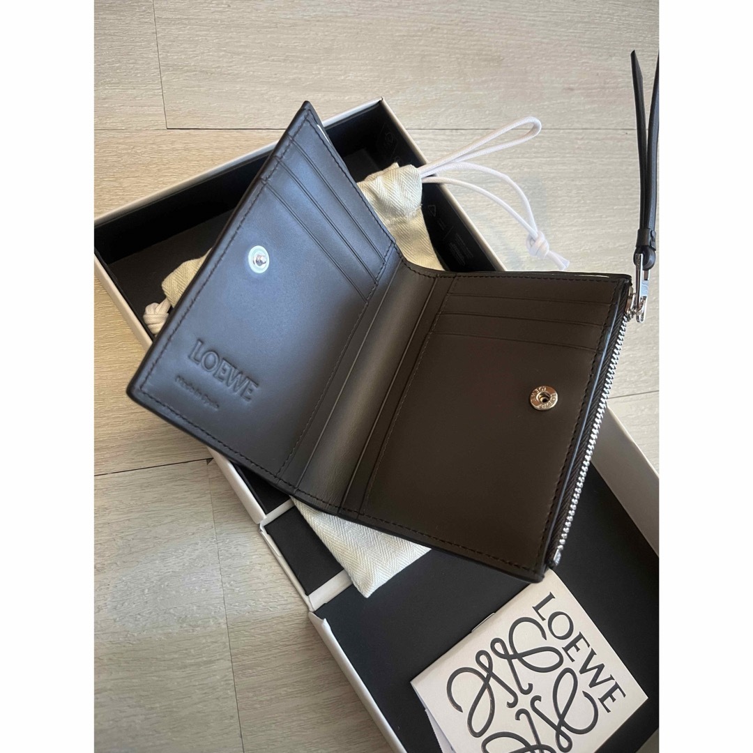 LOEWE - LOEWEパズルスリムコンパクトウォレットカーフ LOEWE - LOEWEパズルスリムコンパクトウォレットカーフ
