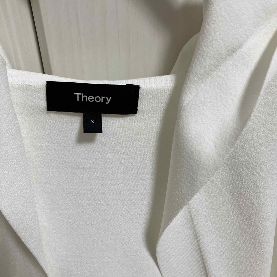 Theory - セオリー ショートカーディガン フード付き ホワイトの
