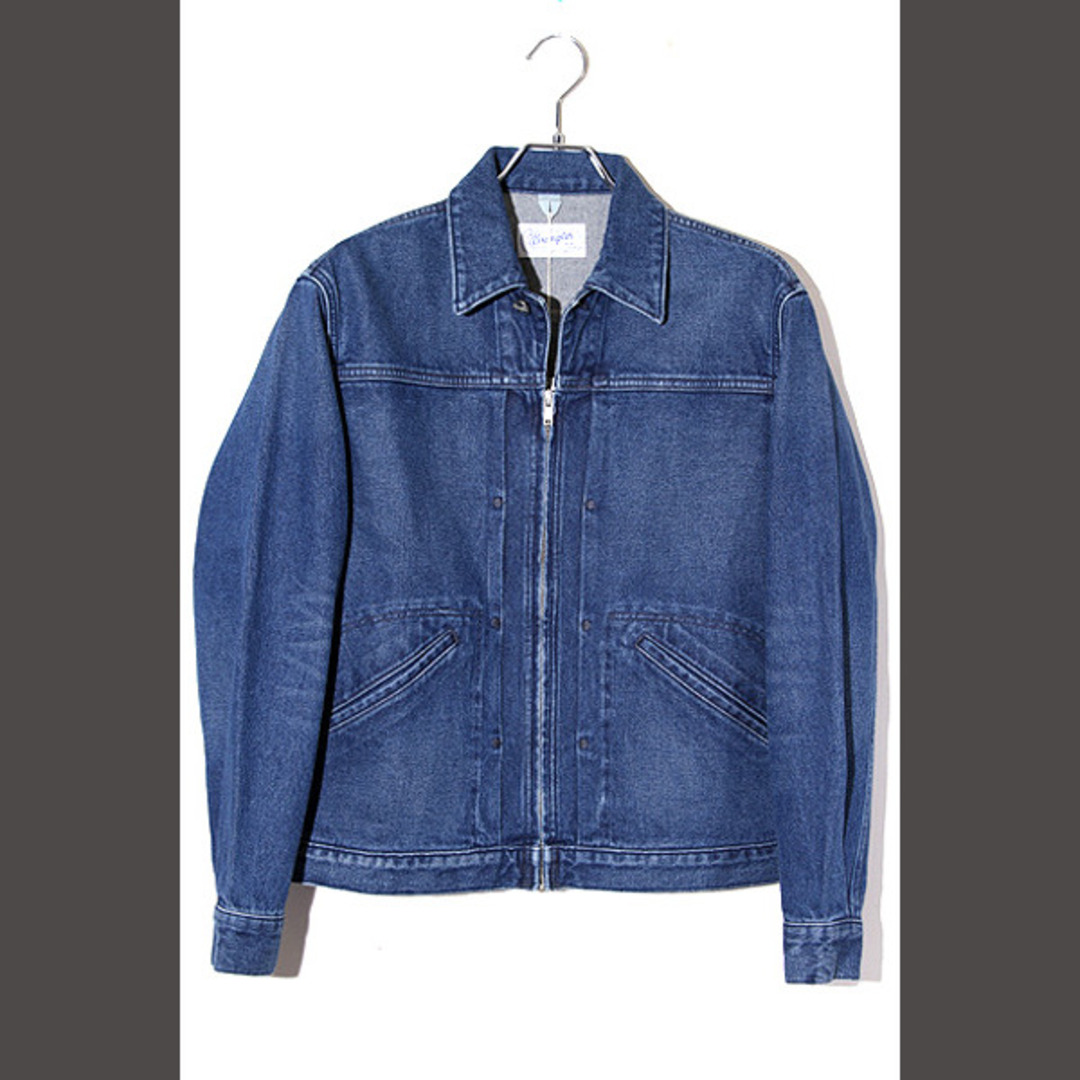 現行モデル】バレンシアガ☆センターロゴ入りロンT ダメージ加工 現行モデル】バレンシアガ☆センターロゴ入りロンT ダメージ加工