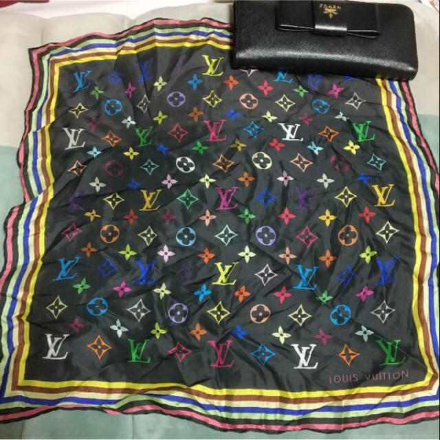 LOUIS VUITTON - ルイヴィトン ️スカーフ ️の通販 by CoCo｜ルイヴィトンならラクマ