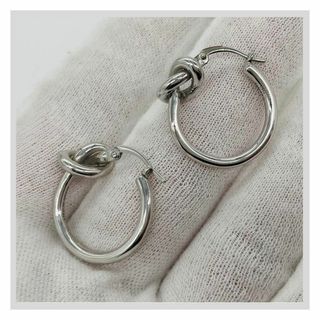 CELINE(ピアス ・ シルバー/銀色系)のフリマアイテム一覧 CELINE(ピアス ・ シルバー/銀色系)のフリマアイテム一覧