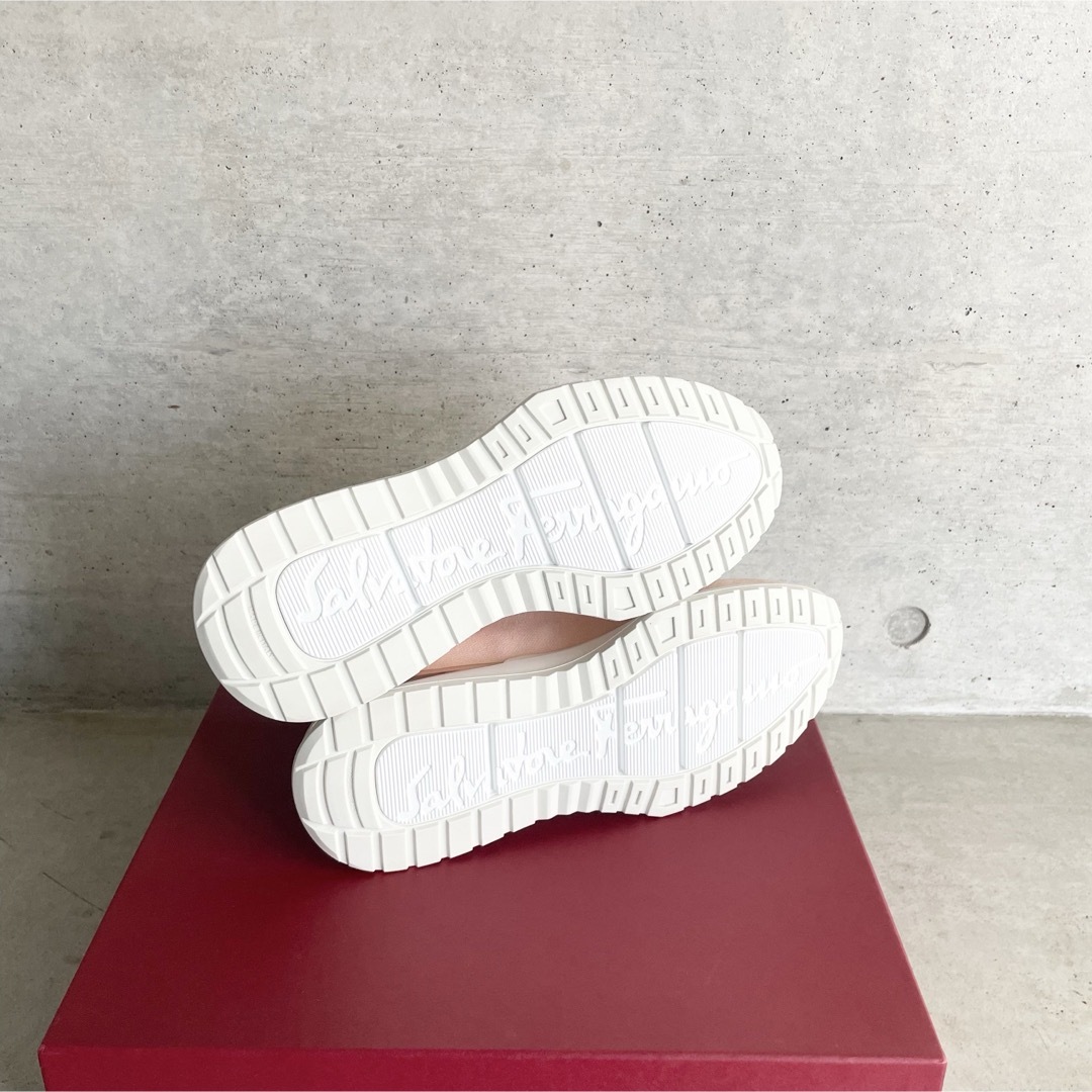 未使用 フェラガモ NINETTE ソックススニーカー 7.5 ピンク ニット 未使用 フェラガモ NINETTE ソックススニーカー 7.5 ピンク ニット