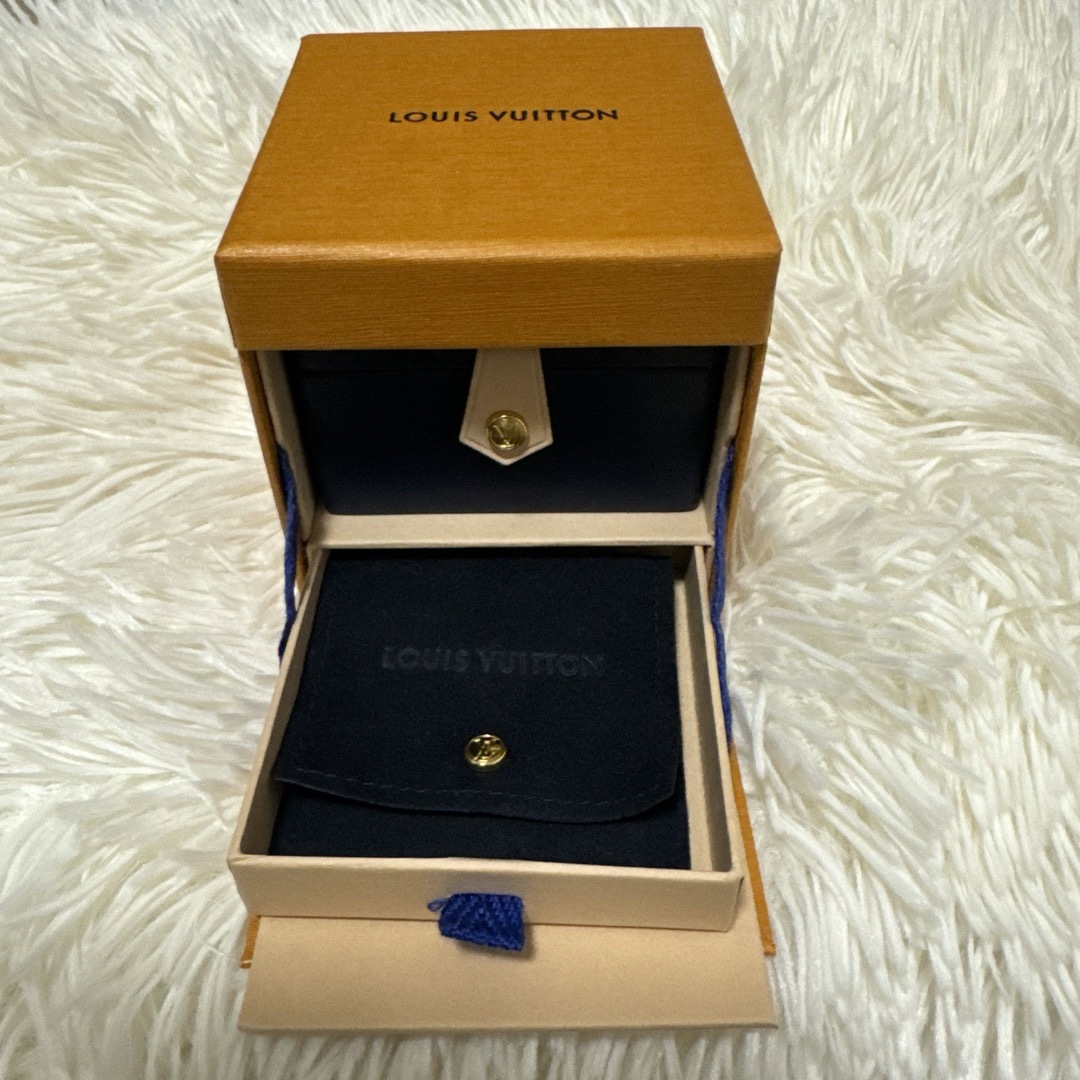 LOUIS VUITTON - ピアス LV ヴォルト ワン(ホワイトゴールド LOUIS VUITTON - ピアス LV ヴォルト ワン(ホワイトゴールド