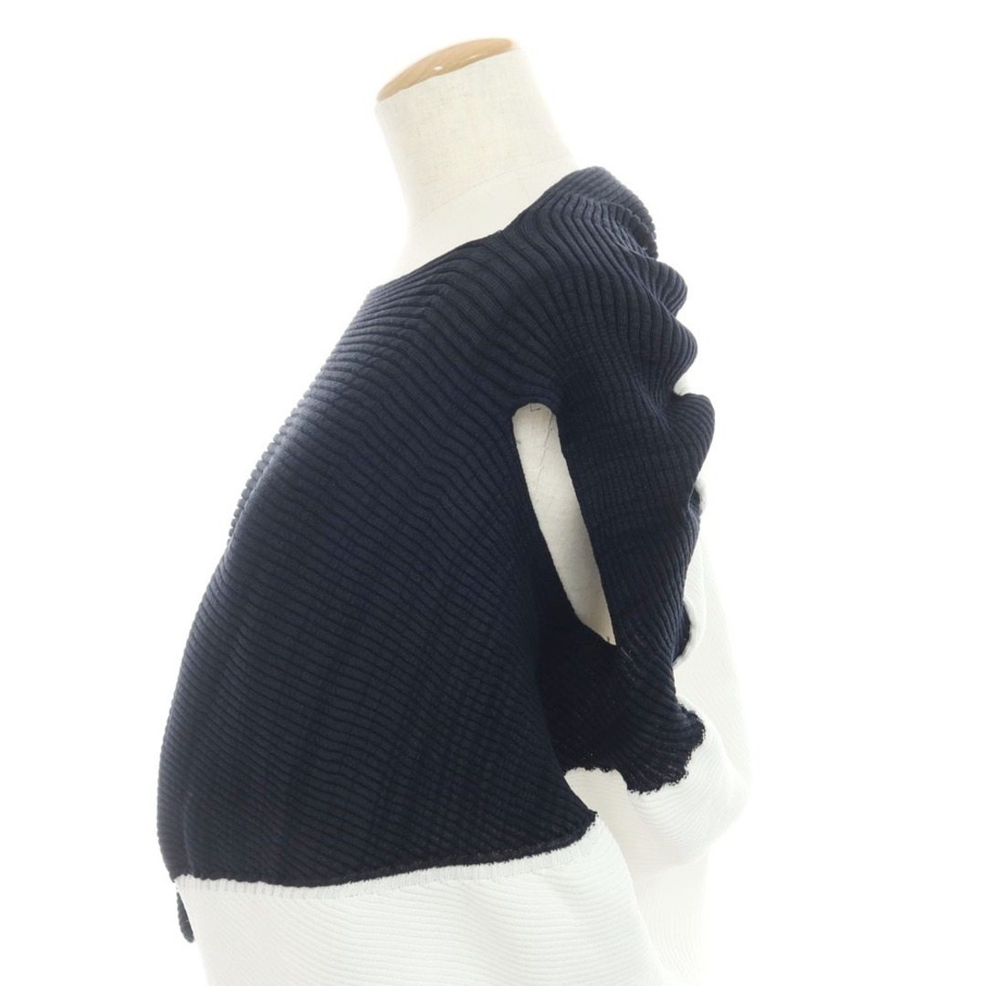 中古】イッセイミヤケ ISSEY MIYAKE 2024年春夏 ノースリーブ 中古】イッセイミヤケ ISSEY MIYAKE 2024年春夏 ノースリーブ