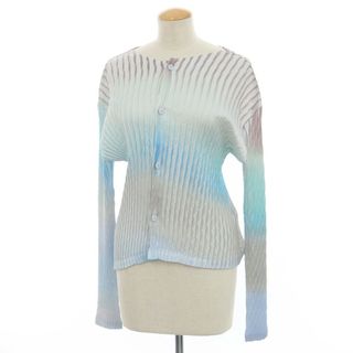 イッセイミヤケ(ISSEY MIYAKE)の【中古】イッセイミヤケ ISSEY MIYAKE 2024年春夏 プリーツ カーディガン ブルー系【サイズ表記なし（L位）】【レディース】(カーディガン)