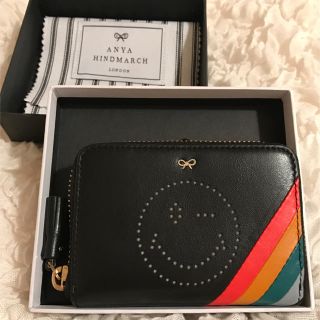 アニヤハインドマーチ(ANYA HINDMARCH)のアニヤハンドマーチ スマイル スモールウォレット 美品(財布)