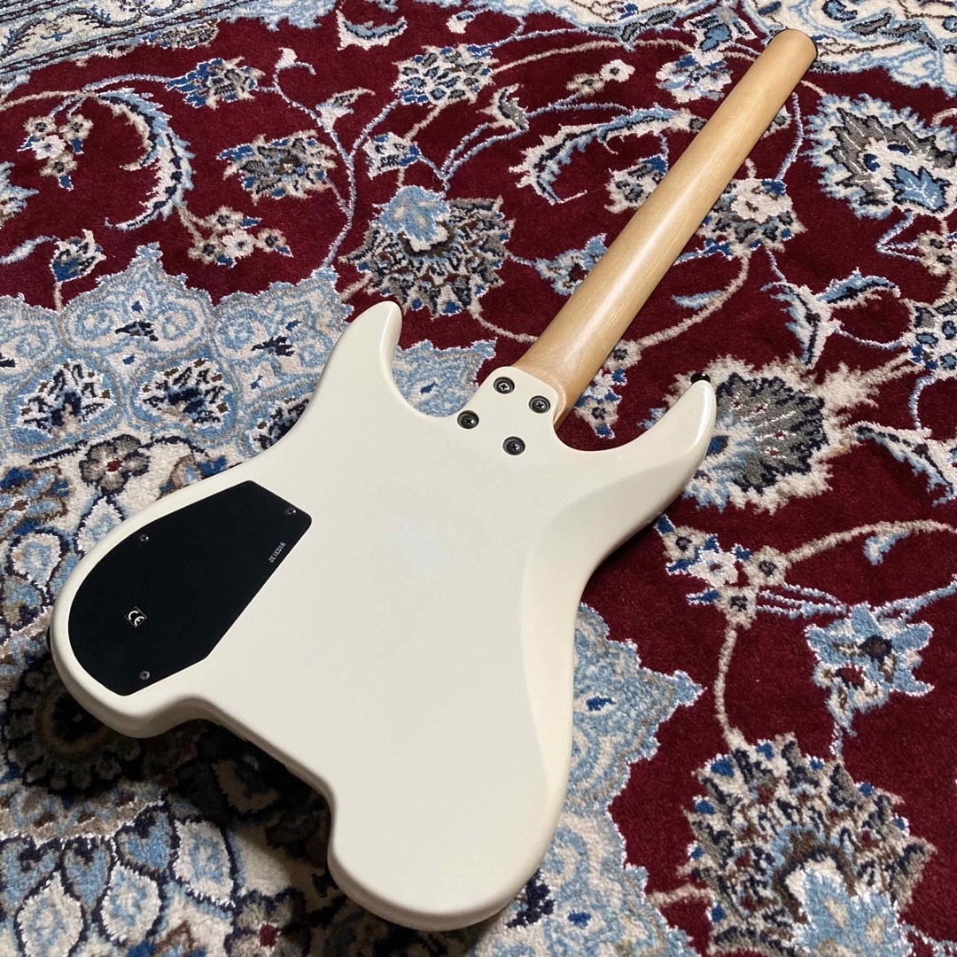 STEINBERGER - 逸品 Spirit By Steinberger GU-Deluxe ホワイト STEINBERGER - 逸品 Spirit By Steinberger GU-Deluxe ホワイト