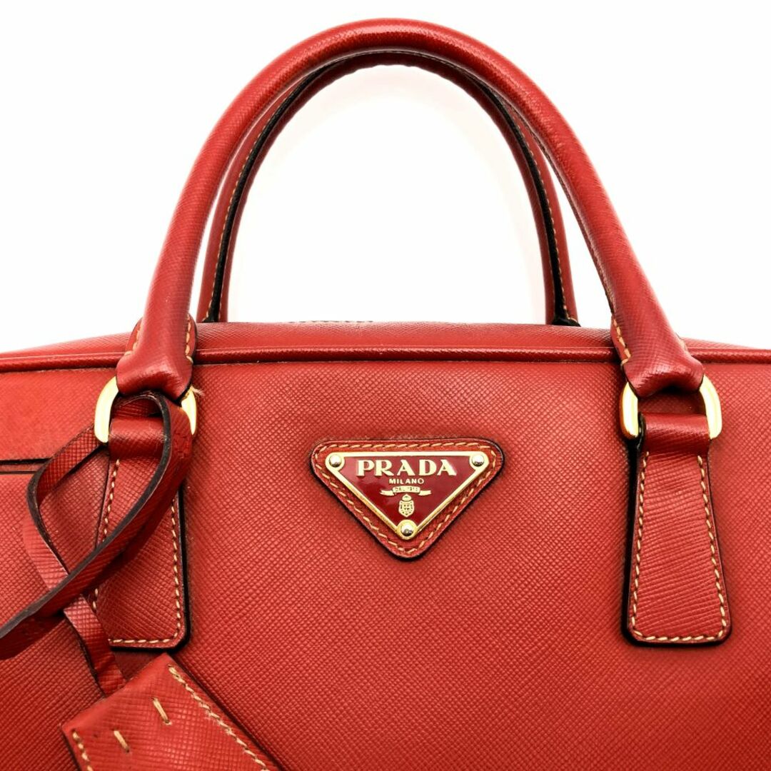 PRADA - PRADA プラダ ハンドバッグ 三角プレート レザー レッド PRADA - PRADA プラダ ハンドバッグ 三角プレート レザー レッド