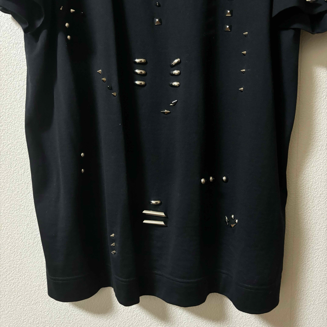 GIVENCHY - givenchy スタッズ tシャツの通販 by .|ジバンシィ GIVENCHY - givenchy スタッズ tシャツの通販 by .|ジバンシィ