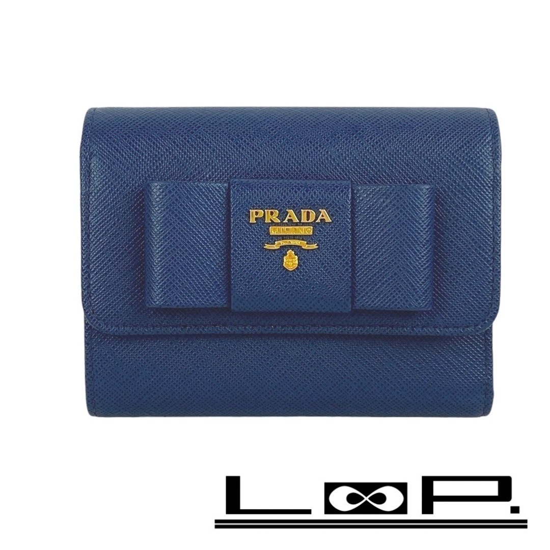 PRADA - □新同□ プラダ サフィアーノ フィオッコ 三つ折り PRADA - □新同□ プラダ サフィアーノ フィオッコ 三つ折り