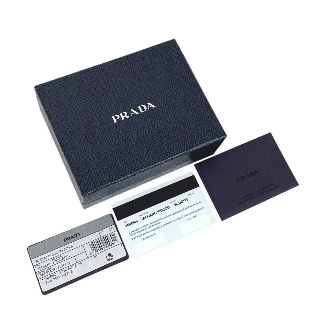 PRADA - □新同□ プラダ サフィアーノ フィオッコ 三つ折り PRADA - □新同□ プラダ サフィアーノ フィオッコ 三つ折り