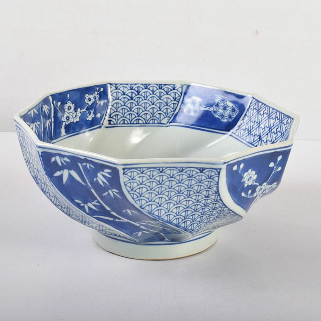 伊万里焼 五良太甫呉祥瑞造 染付棯文 菓子鉢 碌々斎極め箱 V R7756C 伊万里焼 五良太甫呉祥瑞造 染付棯文 菓子鉢 碌々斎極め箱 V R7756C
