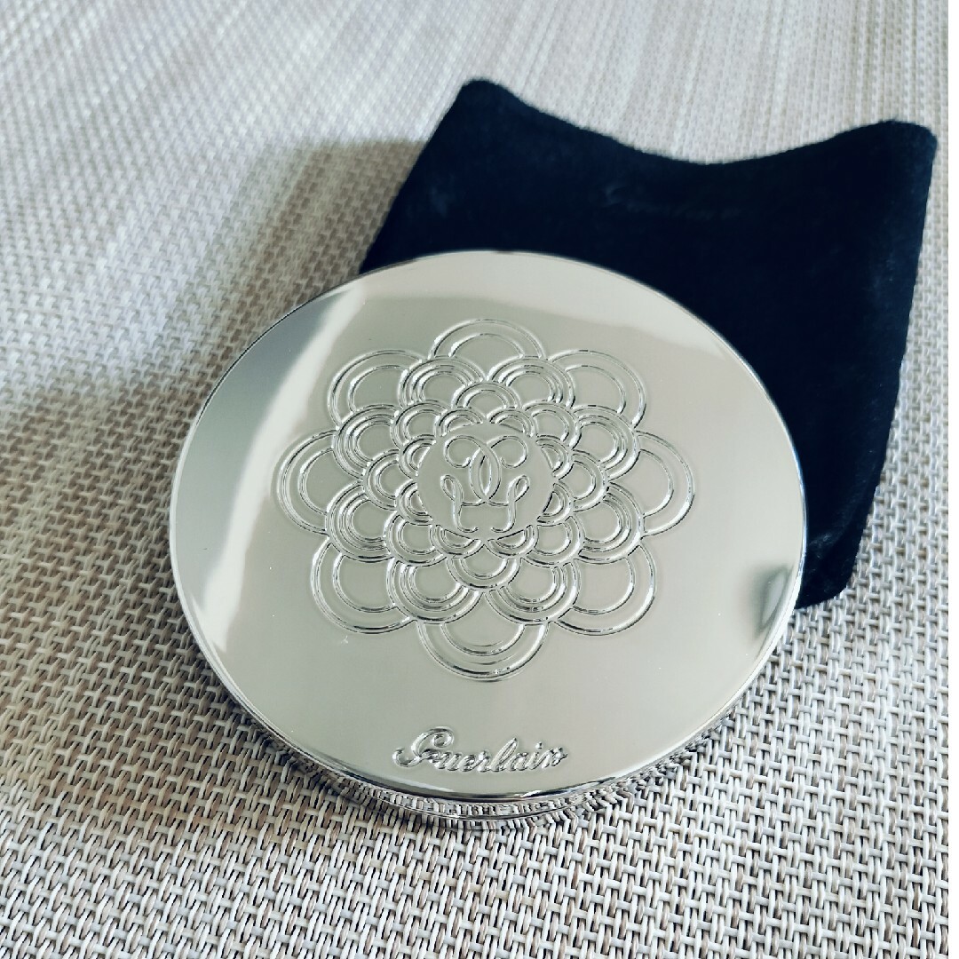 GUERLAIN - ゲラン メテオリットコンパクト フェイスパウダーの GUERLAIN - ゲラン メテオリットコンパクト フェイスパウダーの